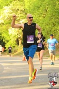 Race #886, Row 2, Column 5